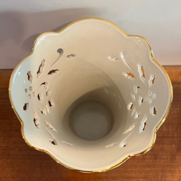 Lenox Holiday Pierced Holly Vase 9" with Box - Picture 4 of 11